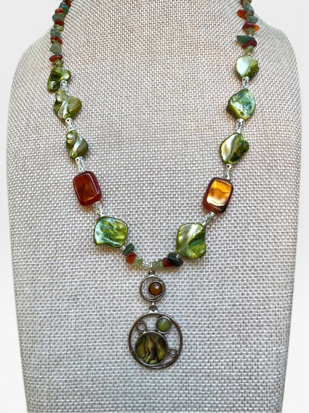 Artisan Green Mother of Pearl, Peridot, Carnelian & Aventurine Pendant Necklace - Picture 7 of 10